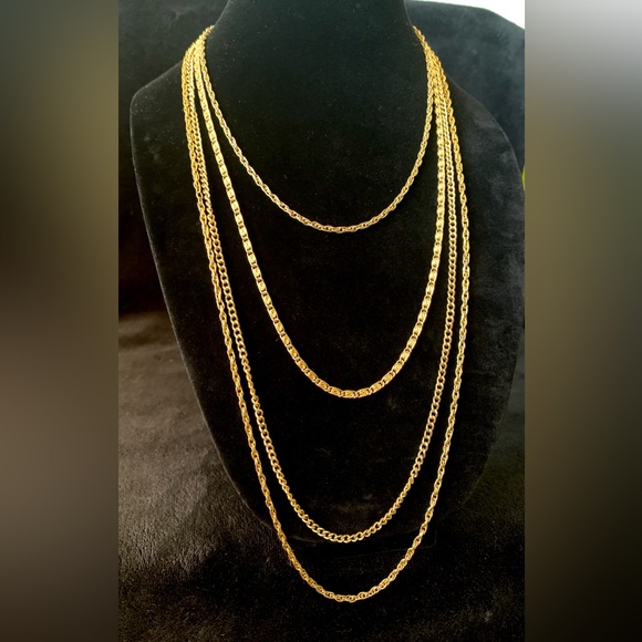Goldette NY Signed Necklace 4 Strand Chain Layered Goldtone Bow Clasp Vintage - Picture 3 of 10